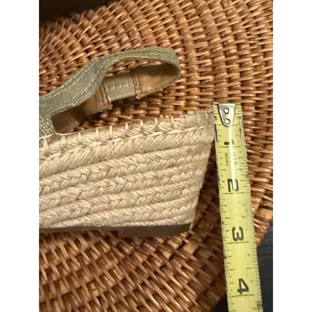 Clarks‎ Artisan Petrina Gaia Sage Green Metallic Espadrille Wedge Sandals 8.5M